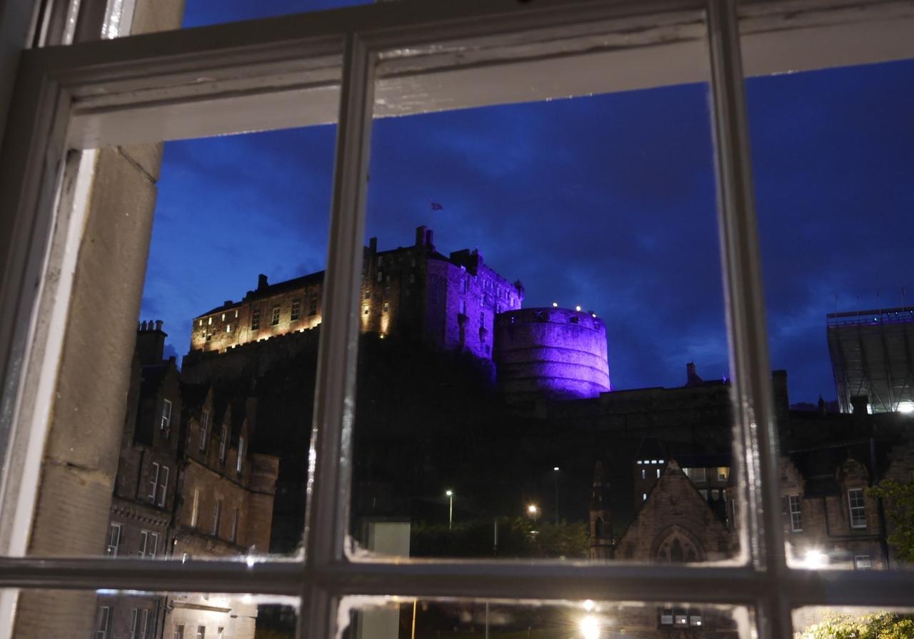 Castle Suite 1 Old Town Edinburgh Exterior photo